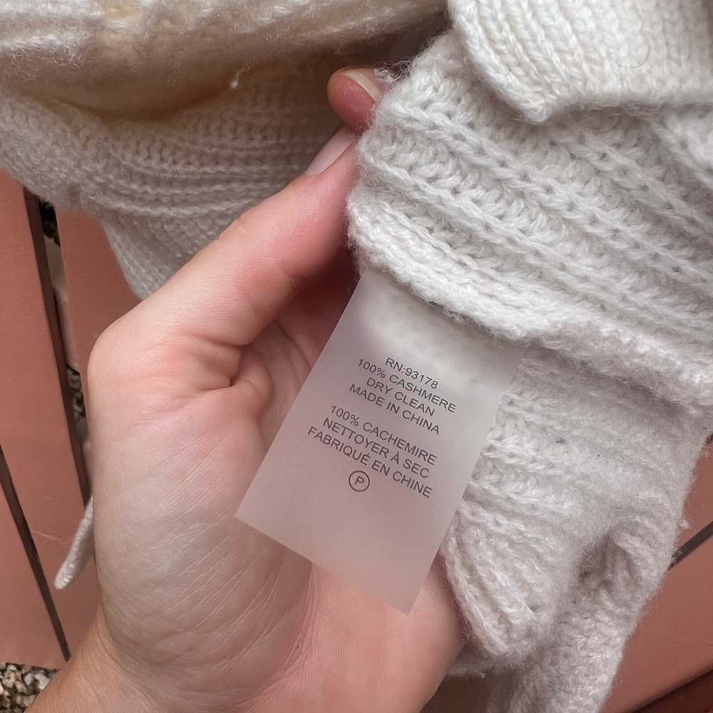 Elie Tahari Cream Cashmere Cardigan - Picture 5 of 11
